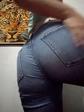 Snapshot of dulccemaria24 chatting on January 8, 1:52 am dulccemaria24 online show from January 8, 1:52 am