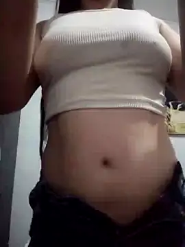 Snapshot of dulccemaria24 chatting on March 3, 1:12 am dulccemaria24 online show from March 3, 1:12 am