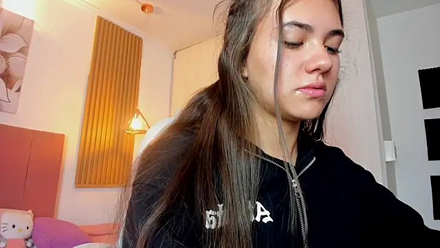 mia nevaeh online show from January 21, 10:08 pm