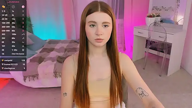 Freckle Diyana online show from March 23, 1:20 am