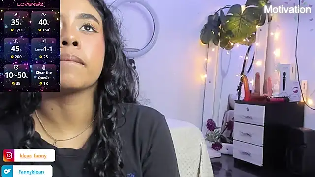 Snapshot of Fanny_Klean chatting on December 14, 4:51 am Fanny Klean online show from December 14, 4:51 am