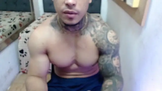 Snapshot of david_rousse_ chatting on December 22, 9:53 pm david rousse online show from December 22, 9:53 pm