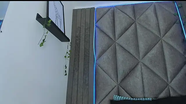 AmyPalmmer online show from November 8, 11:43 am