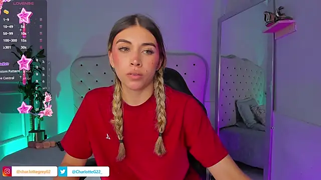 Snapshot of charlotte__grey chatting on January 8, 7:34 pm charlotte grey online show from January 8, 7:34 pm