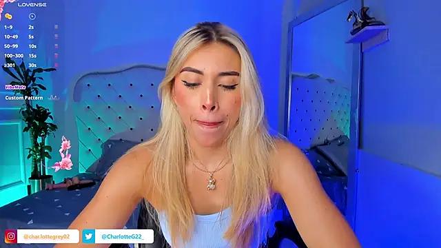 Snapshot of charlotte__grey chatting on February 28, 5:48 pm charlotte grey online show from February 28, 5:48 pm