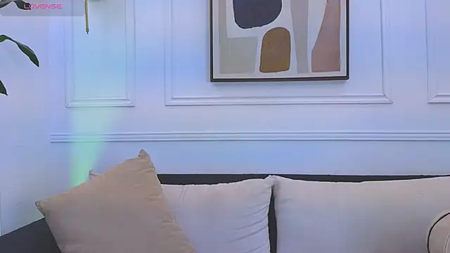 Mia thompson 19 online show from February 25, 7:34 pm