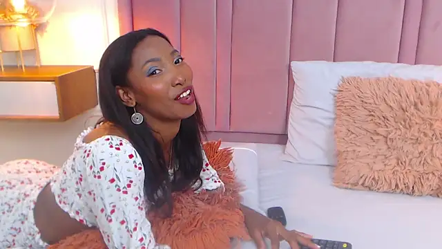 Snapshot of SabrinaDevill chatting on January 21, 4:27 pm SabrinaDevill online show from January 21, 4:27 pm