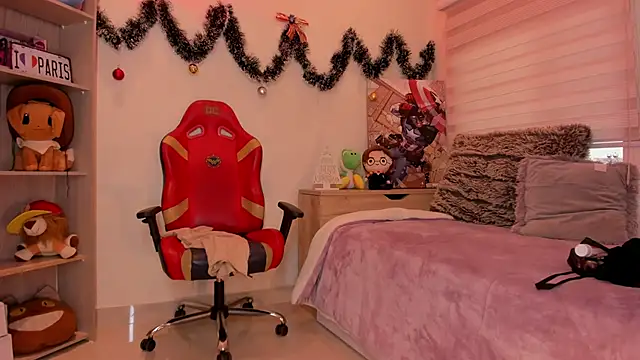 Snapshot of madelyn_rose_ chatting on December 30, 6:16 pm madelyn rose online show from December 30, 6:16 pm