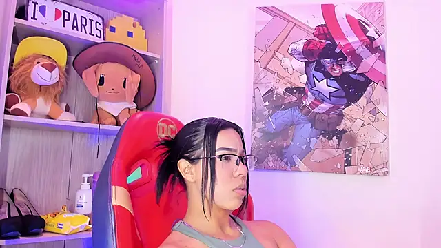 Snapshot of madelyn_rose_ chatting on February 22, 6:06 am madelyn rose online show from February 22, 6:06 am