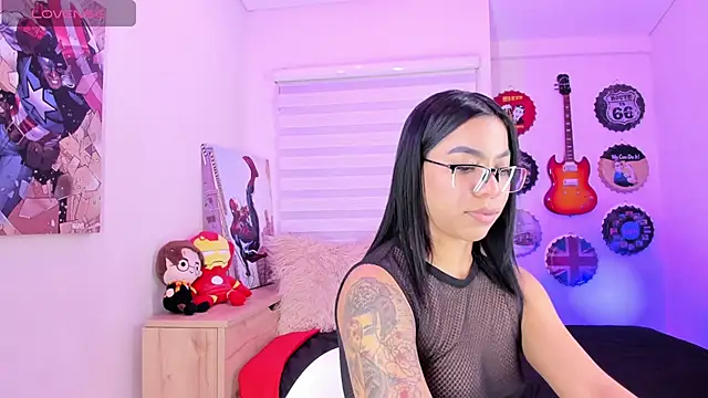 Snapshot of madelyn_rose_ chatting on March 12, 4:08 am madelyn rose online show from March 12, 4:08 am