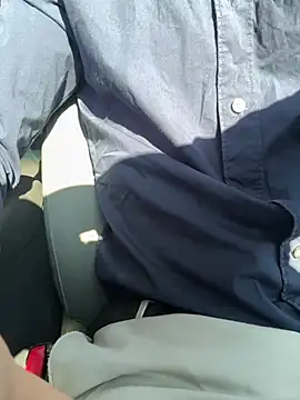 Snapshot of hotisraeli chatting on January 1, 8:24 am hotisraeli online show from January 1, 8:24 am