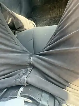 Snapshot of hotisraeli chatting on January 15, 9:56 am hotisraeli online show from January 15, 9:56 am