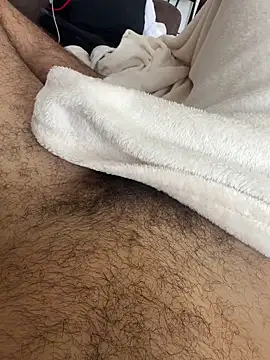 Snapshot of hotisraeli chatting on February 2, 11:08 am hotisraeli online show from February 2, 11:08 am