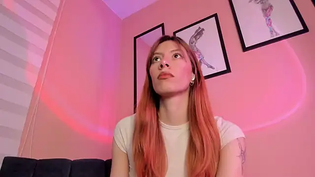 Snapshot of SensualJane2 chatting on October 21, 1:39 am SensualJane2 online show from October 21, 1:39 am