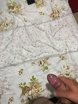 Snapshot of Putaepirocudo chatting on December 12, 9:58 pm Putaepirocudo online show from December 12, 9:58 pm