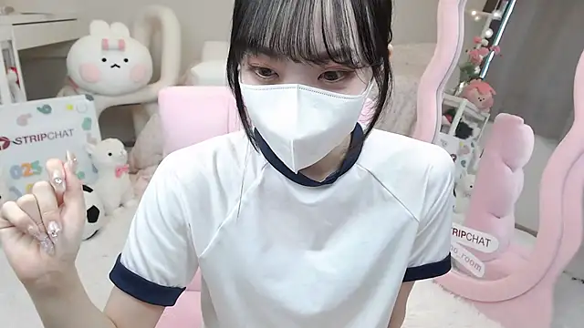 Snapshot of momo_room chatting on March 2, 4:07 am momo room online show from March 2, 4:07 am