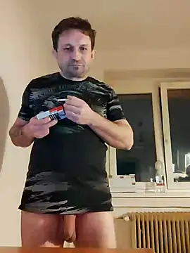 Snapshot of Chokakabraz chatting on January 13, 4:19 pm Chokakabraz online show from January 13, 4:19 pm