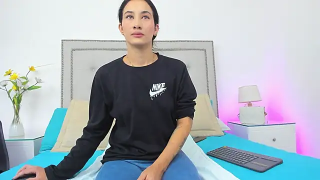 Cataleyalove ADY online show from April 10, 8:13 pm