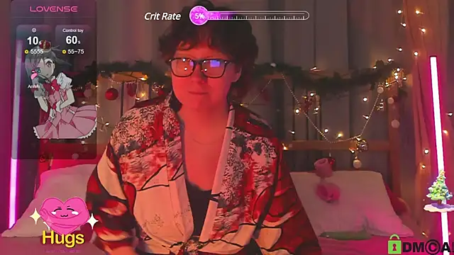 Snapshot of dreamgirllovee chatting on December 31, 1:47 am dreamgirllovee online show from December 31, 1:47 am