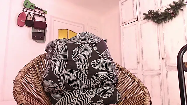 Mayrumey online show from January 5, 3:45 pm