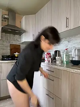 ZhenjaPoledance online show from February 3, 11:20 am