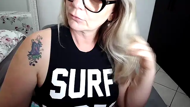 Micchellina online show from December 1, 10:21 pm