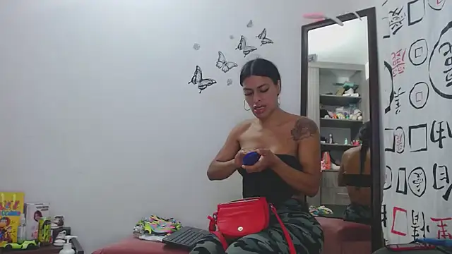 Snapshot of golositha29 chatting on September 12, 10:54 pm golositha29 online show from September 12, 10:54 pm