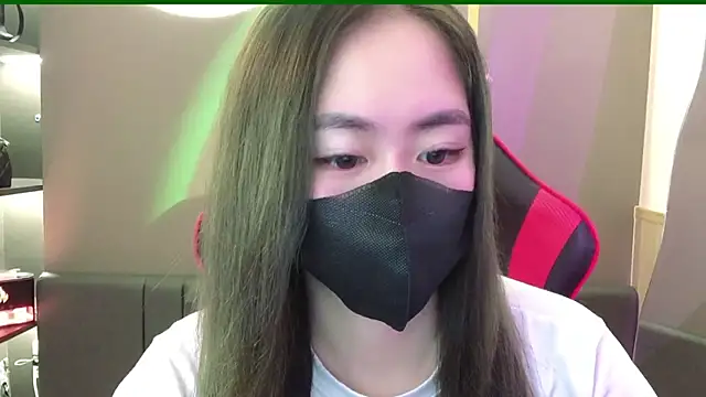 Snapshot of witch-39 chatting on December 18, 11:40 pm witch-39 online show from December 18, 11:40 pm