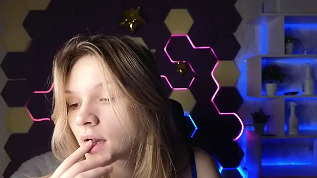 Snapshot of LitaBrom chatting on January 30, 1:22 am LitaBrom online show from January 30, 1:22 am