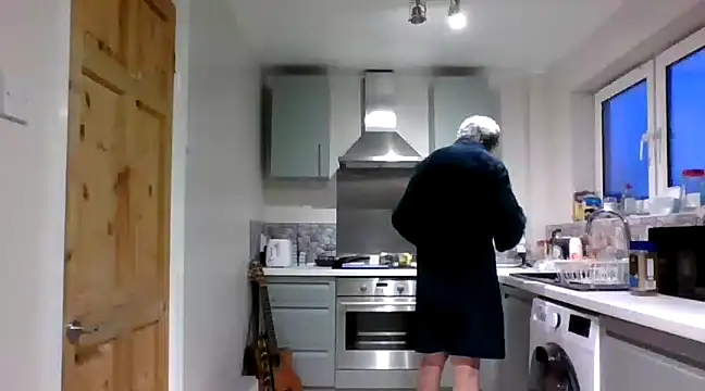 jimmybenido online show from February 2, 5:15 pm