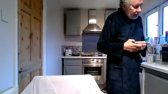 jimmybenido online show from February 26, 5:17 pm