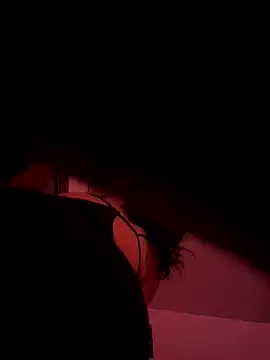 Snapshot of xmoira3x chatting on December 14, 7:14 am xmoira3x online show from December 14, 7:14 am