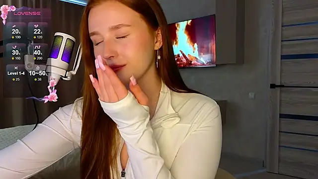 Meow babe online show from April 25, 1:41 pm