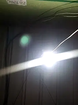 Snapshot of Cris29_84 chatting on October 21, 9:59 pm Cris29 84 online show from October 21, 9:59 pm