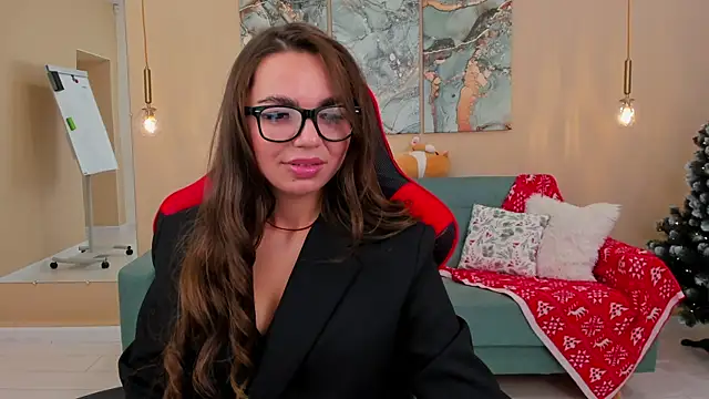 Snapshot of CamillaLarson chatting on December 31, 6:05 am CamillaLarson online show from December 31, 6:05 am