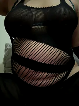 Snapshot of AditiIndia chatting on November 3, 10:10 pm AditiIndia online show from November 3, 10:10 pm