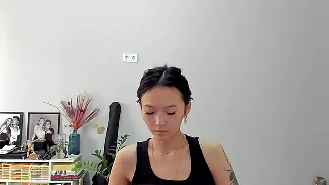 ailey chao online show from December 4, 3:05 am