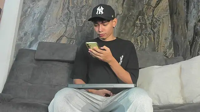 Daviid laidd online show from January 10, 7:59 pm