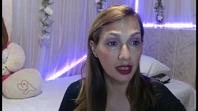 Snapshot of italagomez_ chatting on January 20, 10:15 pm italagomez online show from January 20, 10:15 pm