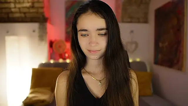 Snapshot of Gia_Paige18 chatting on January 4, 9:21 am Gia Paige18 online show from January 4, 9:21 am