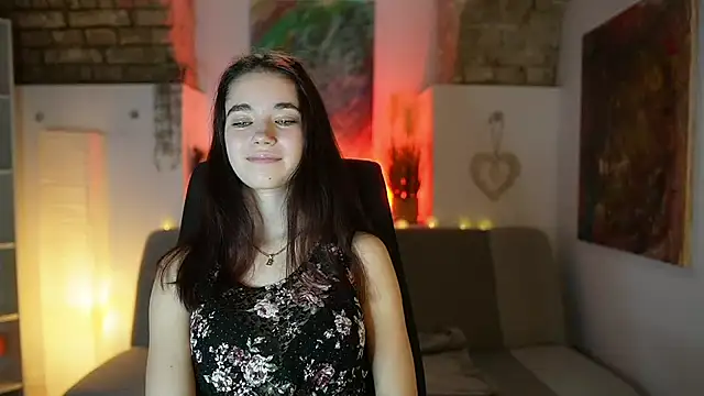 Snapshot of Gia_Paige18 chatting on February 6, 11:32 am Gia Paige18 online show from February 6, 11:32 am