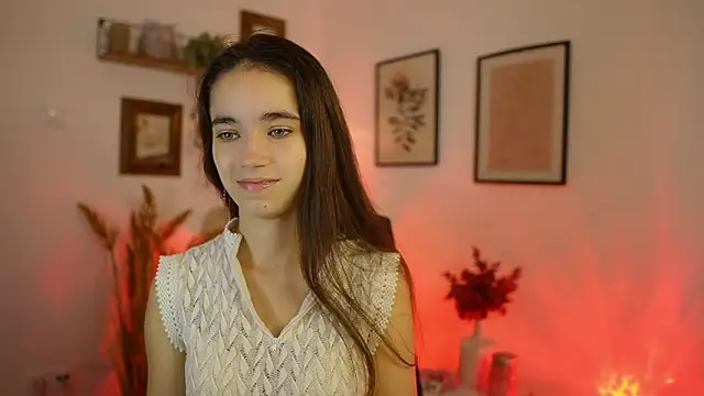 Snapshot of Gia_Paige18 chatting on September 26, 10:19 am Gia Paige18 online show from September 26, 10:19 am