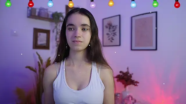 Gia Paige18 online show from December 22, 2:14 pm