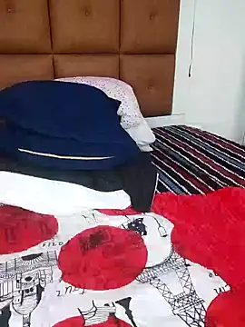 ELLA KELLY online show from March 3, 2:59 pm