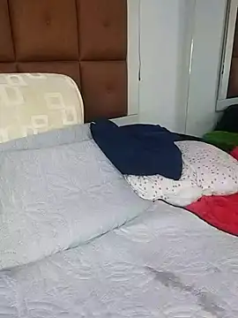 ELLA KELLY online show from March 12, 2:56 pm