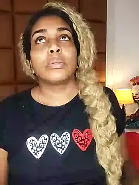 ELLA KELLY online show from December 2, 11:48 am