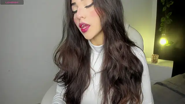 Snapshot of HarleyQueen_Robbie chatting on January 18, 8:40 pm HarleyQueen Robbie online show from January 18, 8:40 pm