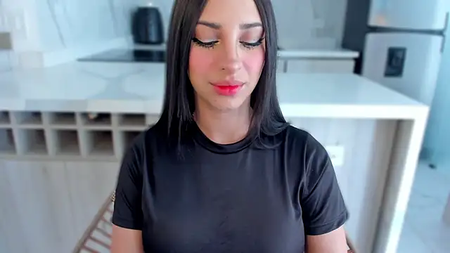 Snapshot of MelodyAdamss chatting on September 14, 5:56 pm MelodyAdamss online show from September 14, 5:56 pm