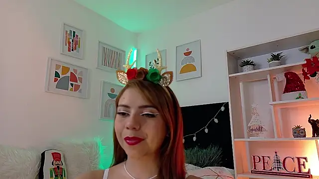 melany naa online show from December 13, 12:31 am