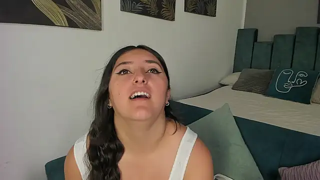 Kathia Morelli online show from October 21, 12:17 pm